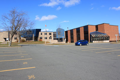 Charlottetown Rural High School - Opiniones