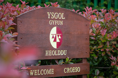 Heolddu Comprehensive School - Opiniones