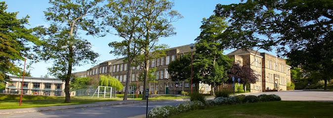 Bradford Girls&apos; Grammar School - Opiniones