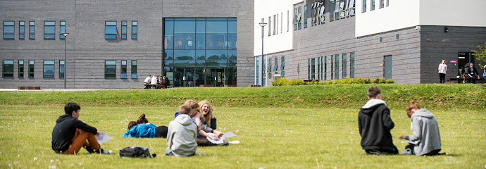 Wiltshire College & University Centre - Opiniones