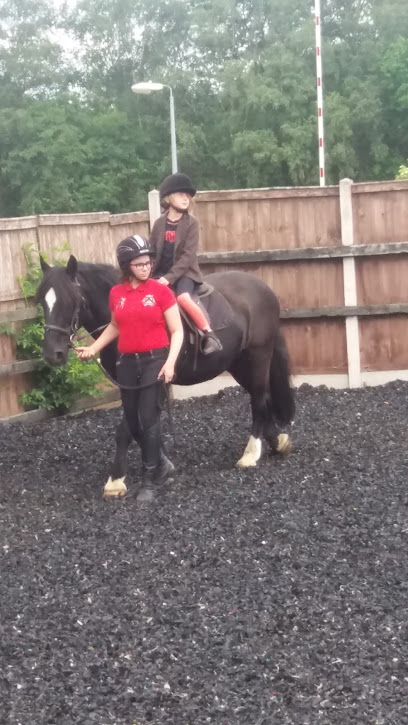 Oakhanger Riding & Pony Club Centre - Opiniones