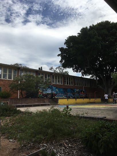 Wollongong West Public School - Opiniones