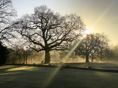 Leighton Park School - Opiniones