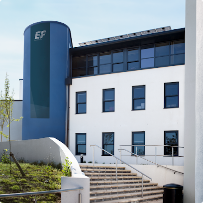 EF International Language Campus - English courses in Torquay - Opiniones