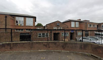 English Martyrs Primary School - Opiniones