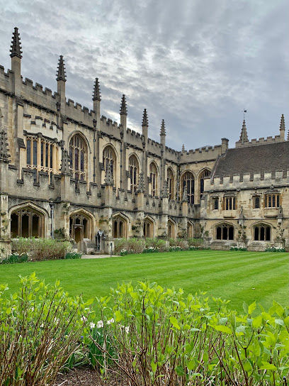 Magdalen College - Opiniones