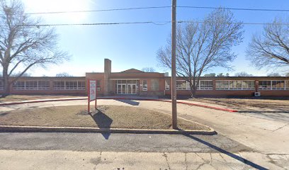 Claremore Public Schools Administration Building - Opiniones