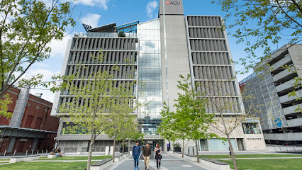 Australian Catholic University Melbourne Campus - Opiniones