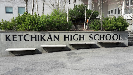 Ketchikan High School - Opiniones