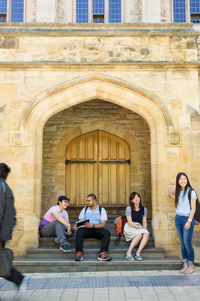 English Language Centre at The University of Adelaide - Opiniones