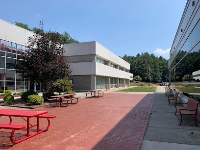 Mejores Escuelas para aprender inglés en Spruce Pine, Carolina del Norte, EE. UU.